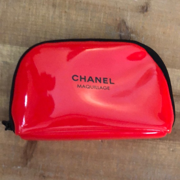 CHANEL Accessories - CHANEL NWOT Small make up bag